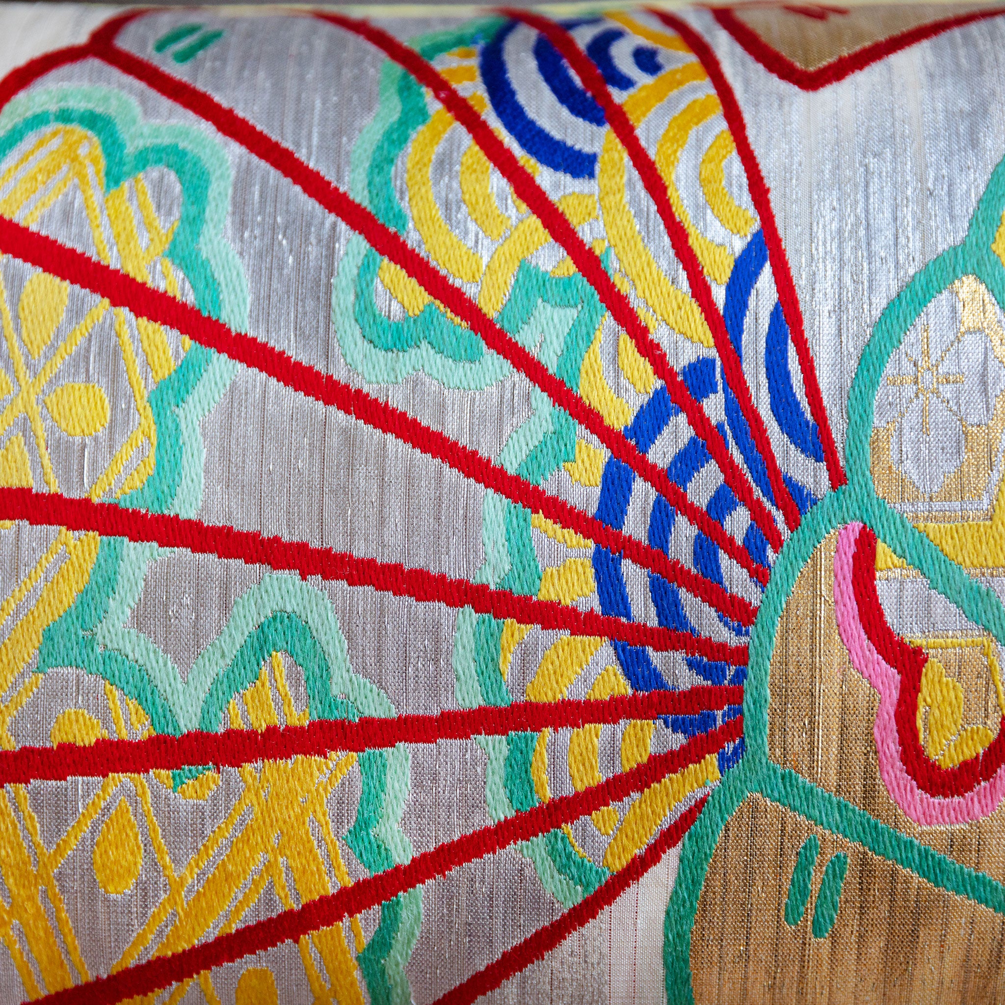 Maru obi fan motif, close up of textile, from a japanese bolster cushion.